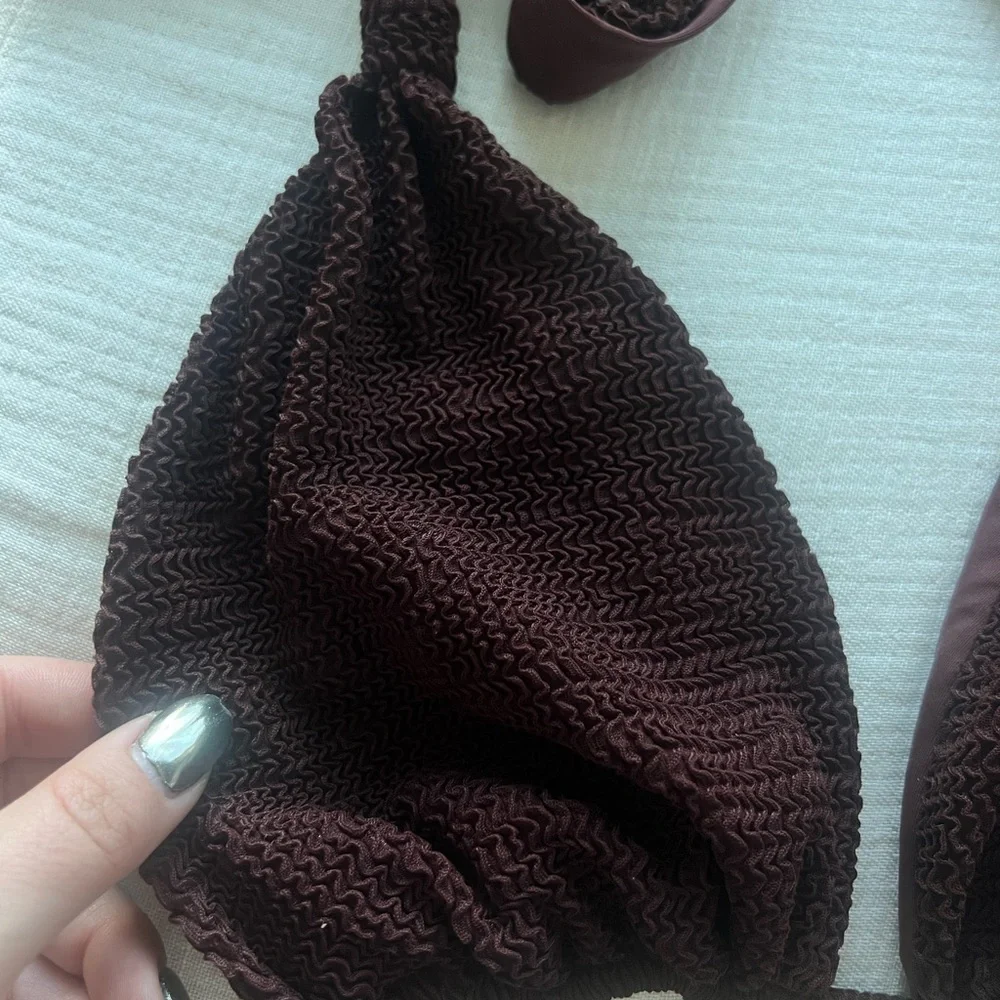 Monday Swimwear Tulum Top Size: L/V - Picture 6 of 6